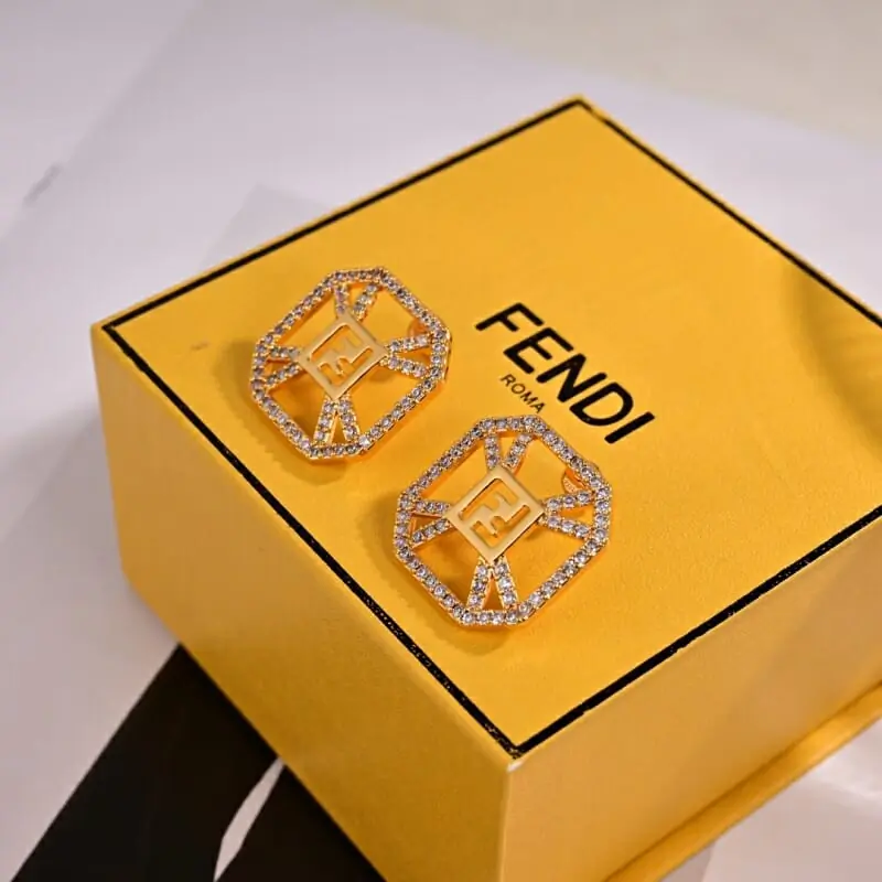 fendi boucles doreilles pour femme s_12520143